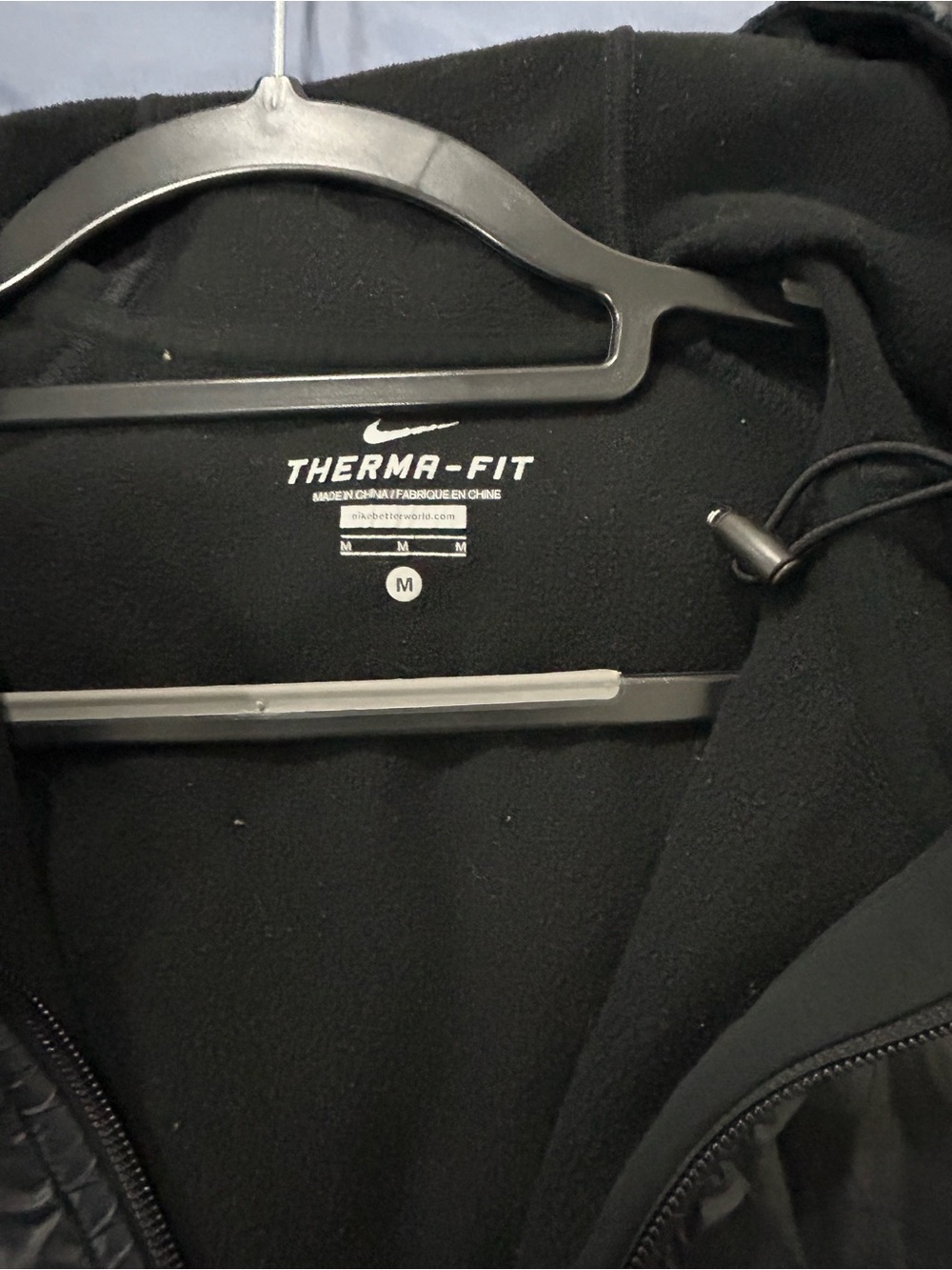Nike Black Therma-Fit Hooded Jacket with thumb holes  M - Picture 4 of 5